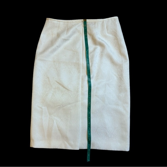 Le Suit Elegant White Pencil Skirt - Picture 3 of 6